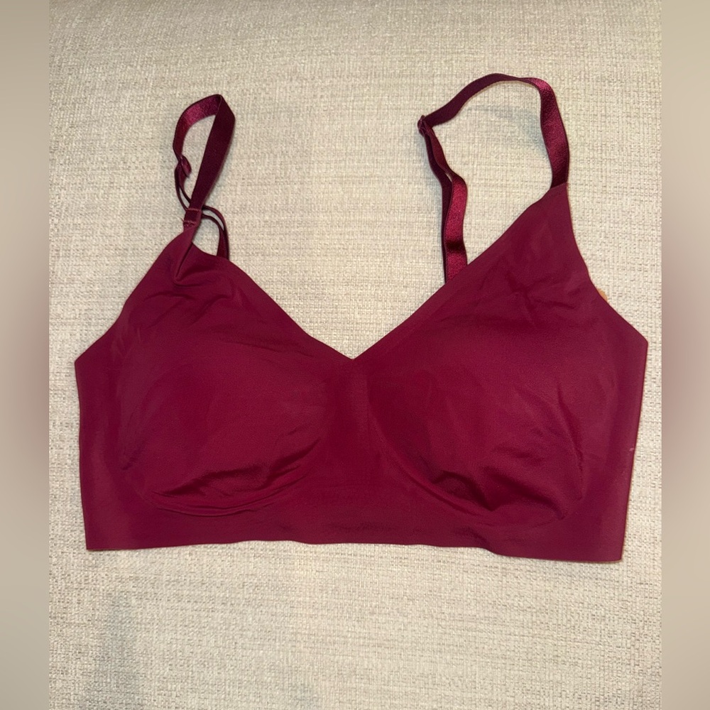 True & Co The True Body Triangle Convertible Strap Bralette